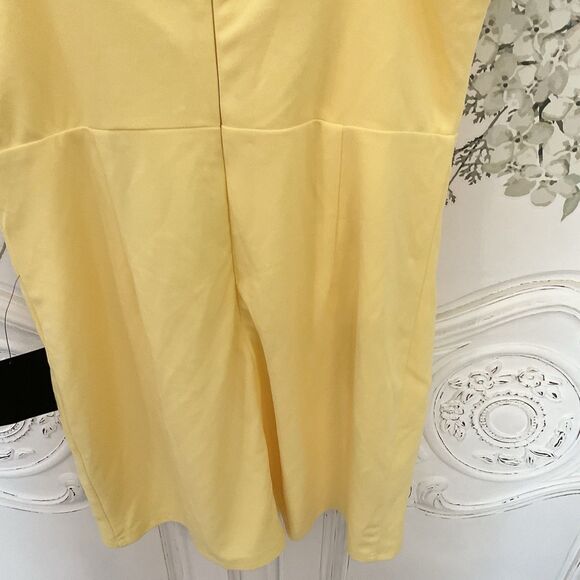 Lulus Social Sensation Dress Women's L Light Yellow Mini Square Bodycon NWT - Picture 9 of 11